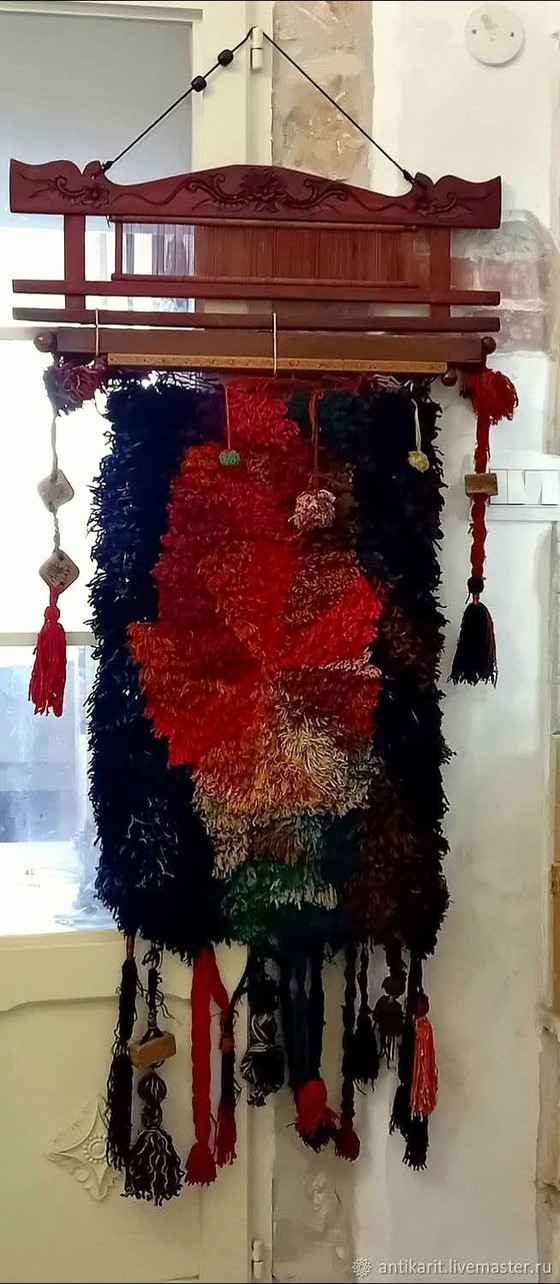 Image 1 of Arazzo tessuto a mano, anni '70.