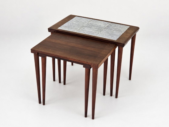 Rosewood nesting tables with ceramic tiles,  Denmark, 1960s, set of 3 – Side tables (photo 4 of 19)