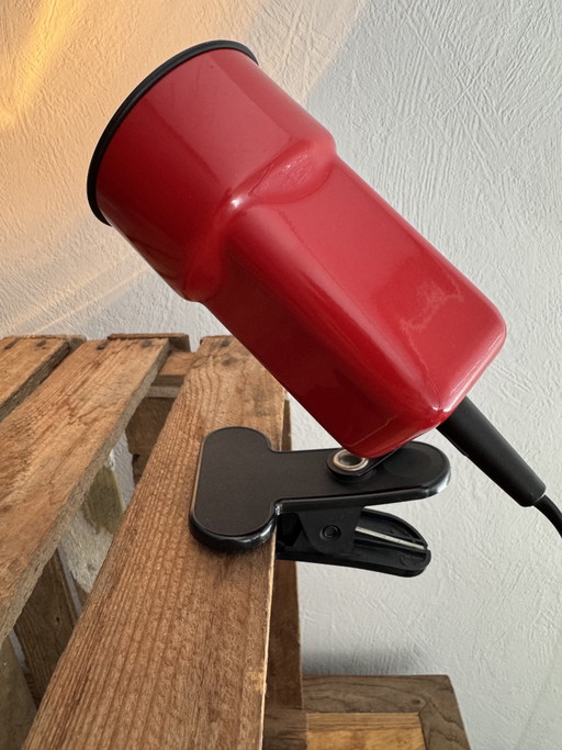 Foco de pinza vintage rojo camión de bomberos