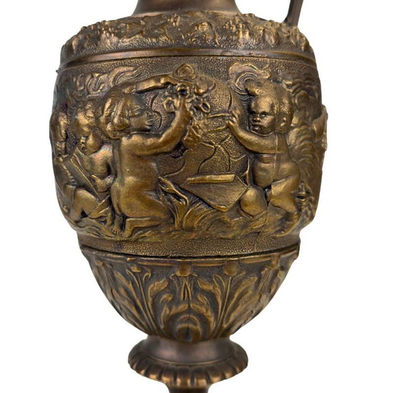 Brocca in Bronzo Bacco con Putti, Stile XIX Secolo – Classica Brocca Ornamentale Europea (photo 11 of 13)