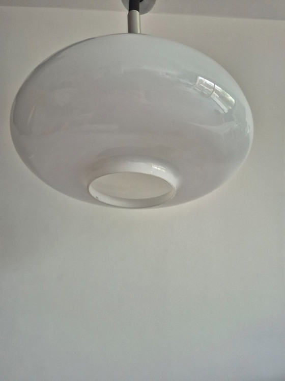 Vintage Space Age "UFO" pendant lamp in opaline and chrome (1970s), Chandeliers, Silver (photo 9 of 9)