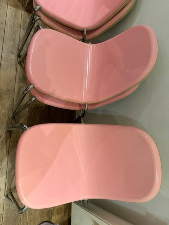 6 Magis Butterfly Chairs Karim Rachid – Dining chairs, Plastic (photo 4 of 5)