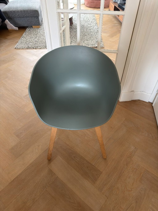 Chaises HAY AAC22 vertes – lot de 8, légères traces d'utilisation