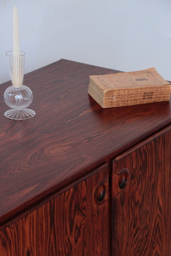 Image 1 of Enfilade vintage en palissandre – Design danois – Pièce unique