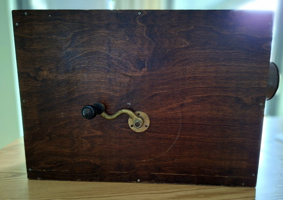 Image 1 of Antique hand-operated ship's fog horn in wooden resonance box – working – ca. 1900