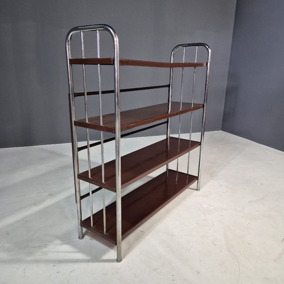 Image 1 of Étagère Bauhaus en acier plié et en tôle chromée, Europe, années 1930
