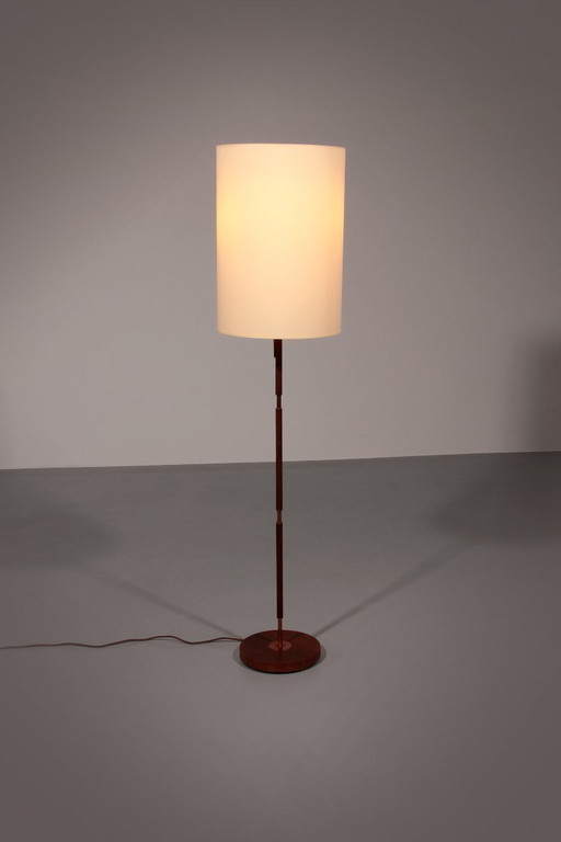 Temde Stehlampe aus Teakholz und Messing mit neuem, maßgefertigtem Lampenschirm - Eleganz der 1960er Jahre