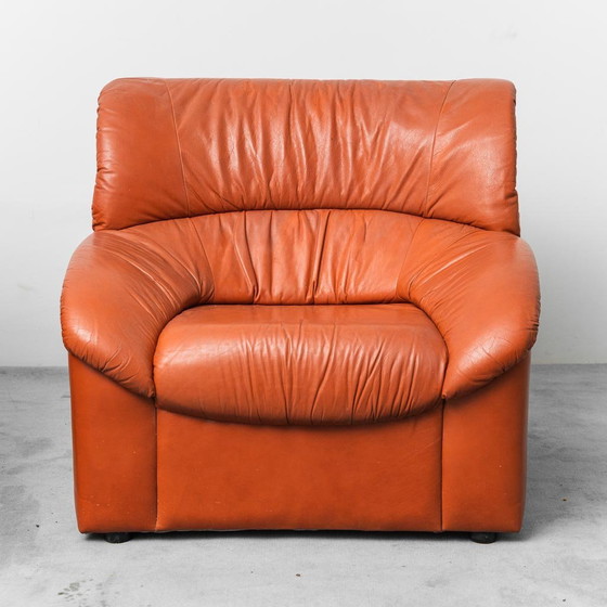 Image 1 of COPPIA DI POLTRONE VINTAGE IN PELLE ARANCIO ANNI ’70 MODERNARIATO