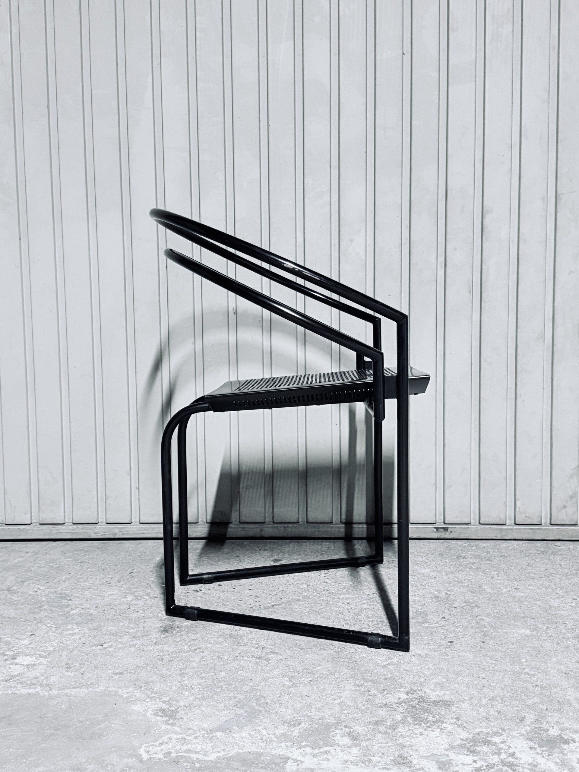 Mario Botta - Alias ​​- 1986 - Latonda 614 armchair | €800 | Whoppah