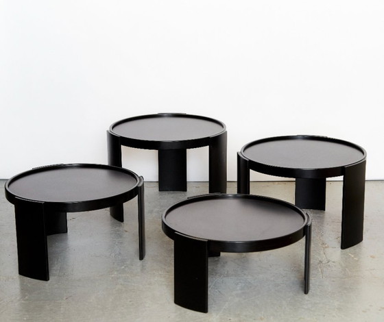 Image 1 of Tables Basses 780/783 de Gianfranco Frattini pour Cassina, 1966