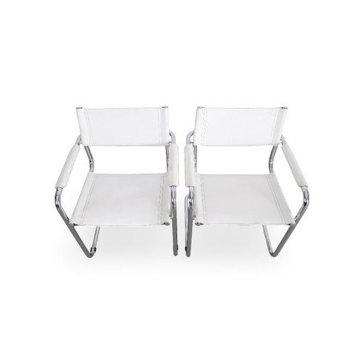 Set di 2 sedie a sbalzo in stile Bauhaus, simili a quelle di Mart Stam e Marcel Breuer.
