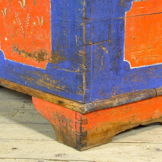 Image 1 of Cofre nupcial de arte popular, fechado en 1901