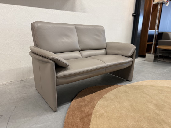 Image 1 of Canapé 2 places Leolux Catalpa en cuir gris