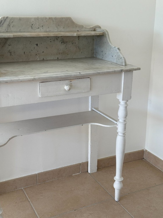 Image 1 of Toeletta vintage in legno e marmo in stile shabby chic