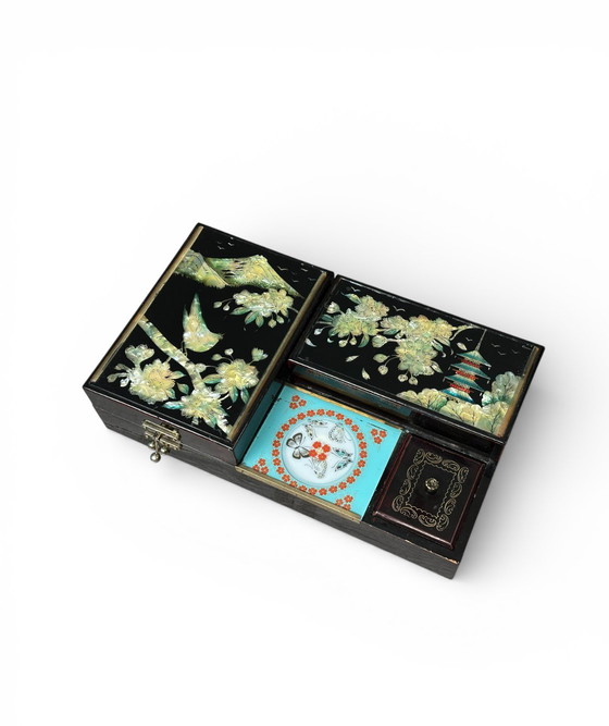 Image 1 of Ostasiatische Schmuckschatulle aus Perlmutt, Najeon Chilgi, handgefertigt, antik