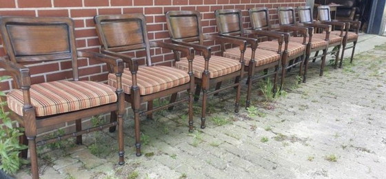 Image 1 of 8 fauteuils de salle à manger anciens RAC Royal