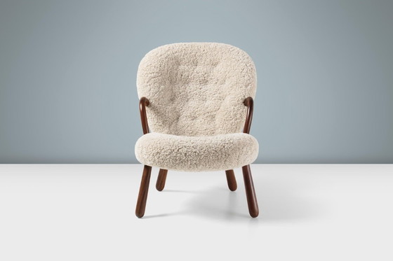 Image 1 of Arnold Madsen Clam Chair - Moonlight Sheepskin von Dagmar
