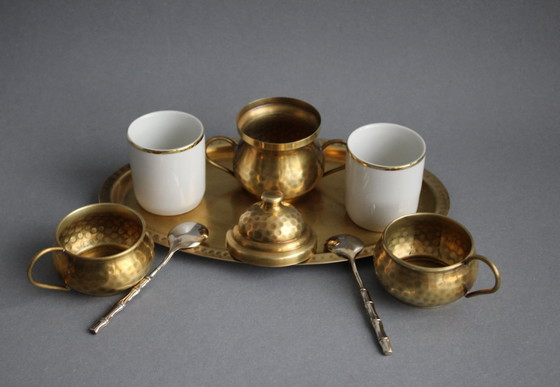 Image 1 of Juego de café expreso Ottone Battuto A Mano para 2 personas, de porcelana, con soportes de latón, firmado.
