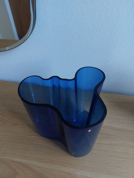 Image 1 of Iittala Alvar Aalto Savoy Glasvase Kobaltblau Ultramarin