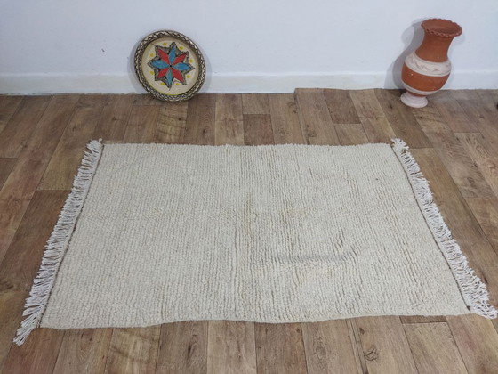 Image 1 of Kleiner handgefertigter weißer Berberteppich - Petit Tapis Berbère Blanc Fait Main