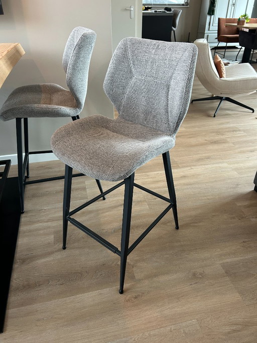 Table de bar (table haute) en bois 140x80x94 avec 4 tabourets