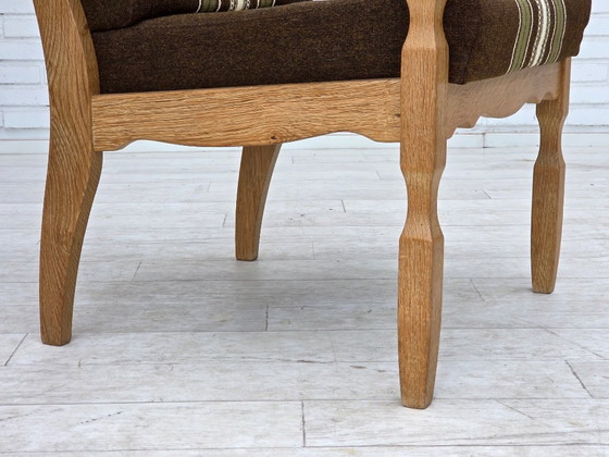 Image 1 of Sillón danés de los años 70, tapizado original de lana a rayas, madera de roble tallada.