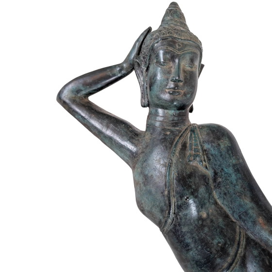 Bouddha Couché en Bronze Antique de Thaïlande avec Traces de Dorure, Statue Parinirvana, 77 cm – Sculptures (photo 6 of 7)