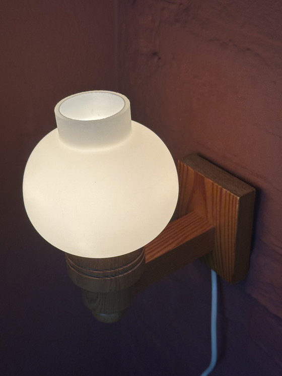 Image 1 of Lámpara de pared de madera de pino Aneta Suecia