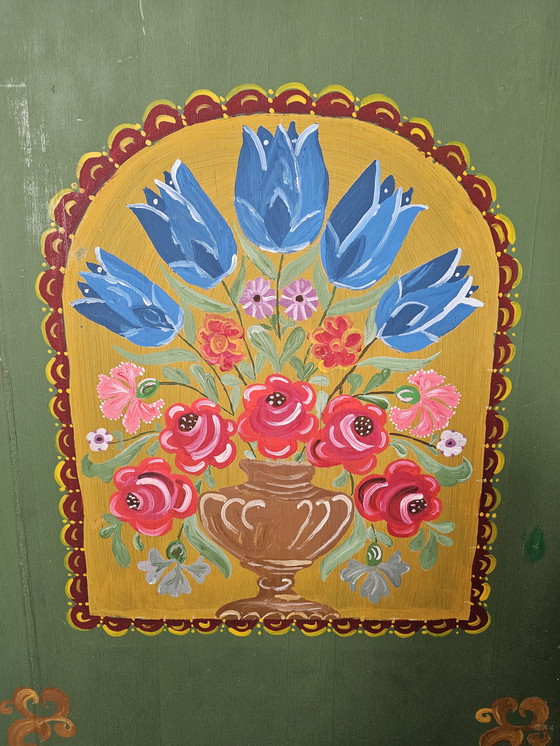 Image 1 of Antieke Gruco kast - deur in deur, deelbaar in 2, handbeschilderd met bloemen