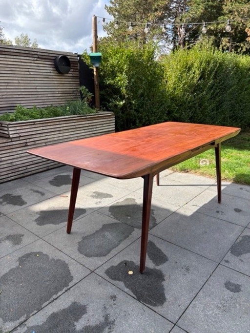 Table à manger extensible Louis van Teeffelen Wébé