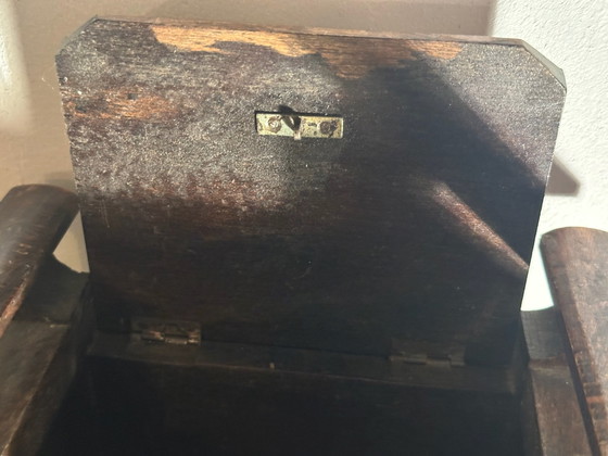 Piccolo portagioie antico a forma di poltrona bretone intagliata, Oggetti decorativi, Legno, Marrone (foto 5 di 15)