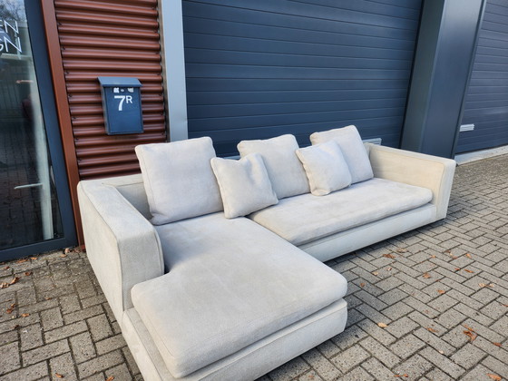 Image 1 of Minotti-Powell Bank di Rodolfo Dordoni