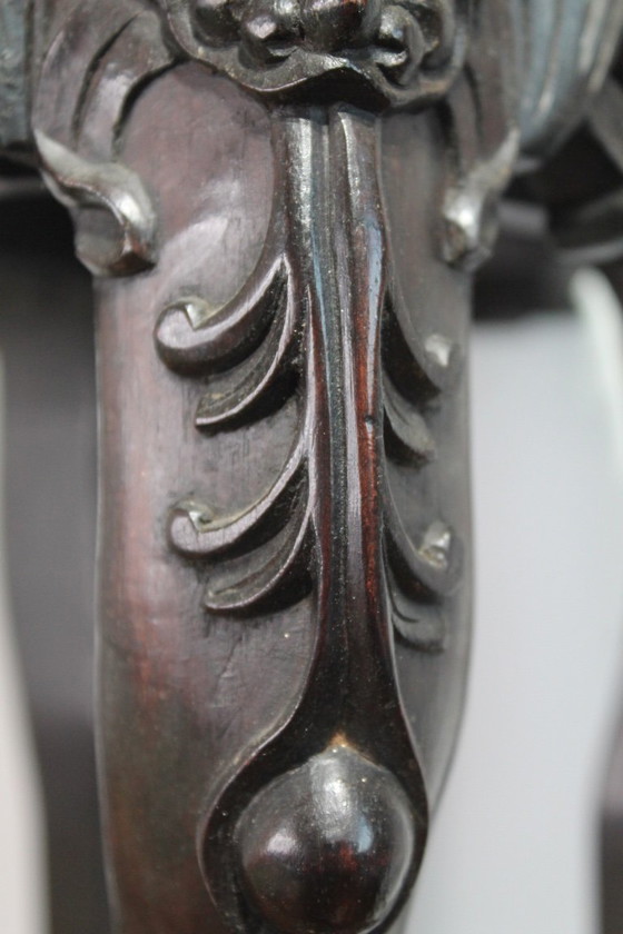 Image 1 of Espositore cinese con inserto in marmo