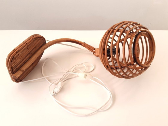Image 1 of Prachtige vintage rotan wandlamp, mcm bedlampje rattan