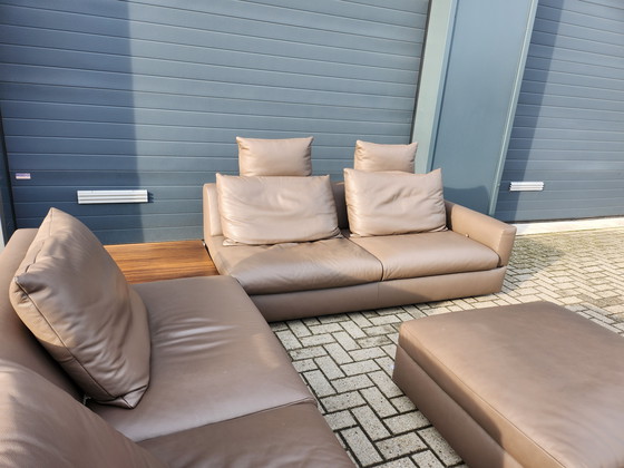 Image 1 of Jori - Canapé d'angle Tigra avec table basse et pouf supplémentaire