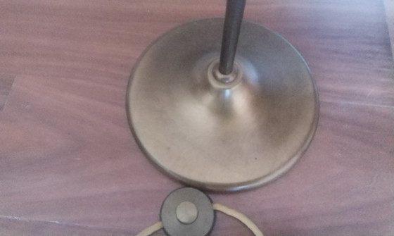 Image 1 of Art Deco messing vloerlamp opaal glazen lampenkap
