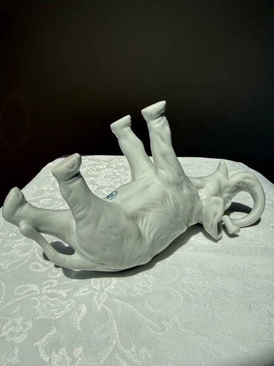 Royal Dux Elephant Figurine White Porcelain Vintage Czech Design – Decorative Objects (photo 7 of 9)