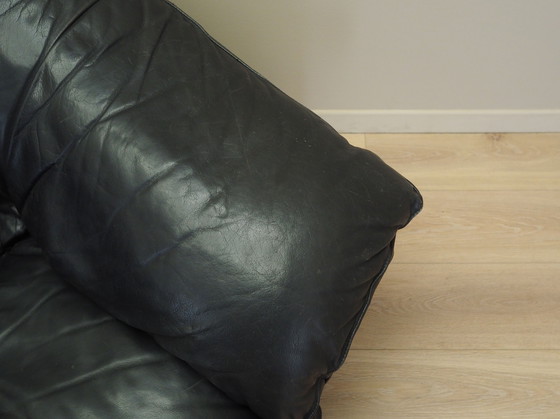 Image 1 of Divano in pelle nera, design italiano, anni '60, produzione: Italia