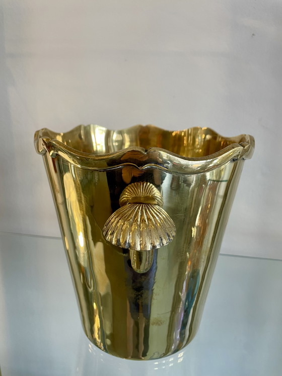 Image 1 of Refroidisseur à champagne/à vin en laiton avec poignées en forme de coquillage