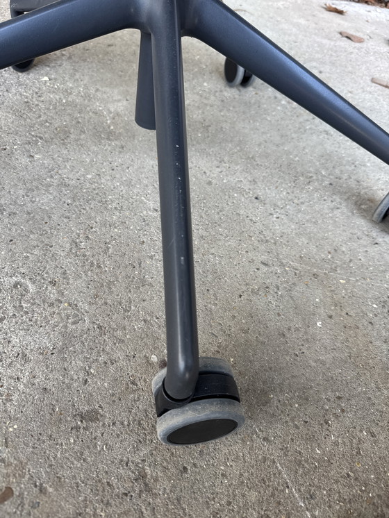 Image 1 of Muuto fiber bureaustoel