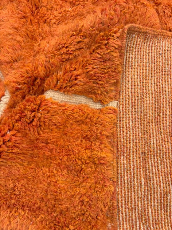 Image 1 of Großer marokkanischer Beni-Ouarain-Teppich – 300 x 400 cm – Handgeknüpfter Wollteppich in leuchtendem Orange