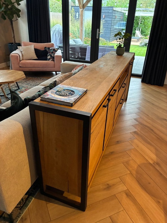 Buffet bas robuste XOOON / Henders & Hazel Metalo, 240 cm, Bois, Métal, Marron, Modern (photo 5 sur 5)