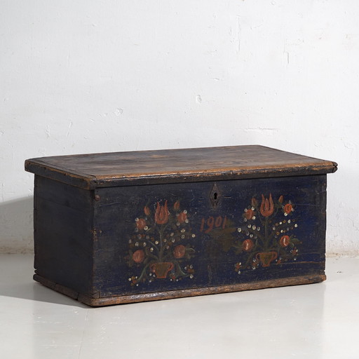 Antike Truhe mit Blumenmotiven (Jahr 1901) #41