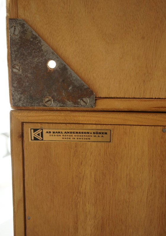 Image 1 of Eikenhouten boekenkast van Børge Mogensen voor Karl Andersson & söner. Zweden, jaren zestig