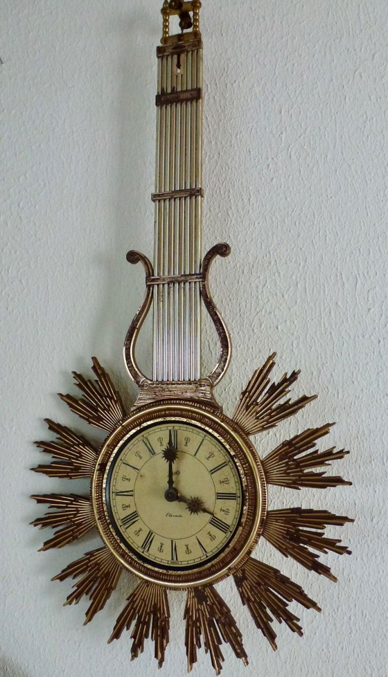 Image 1 of A vintage Schatz Elexacta sundial from the 1960s.