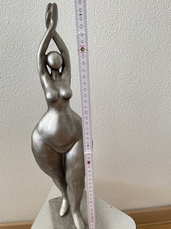 Image 1 of Image d'une femme confiante