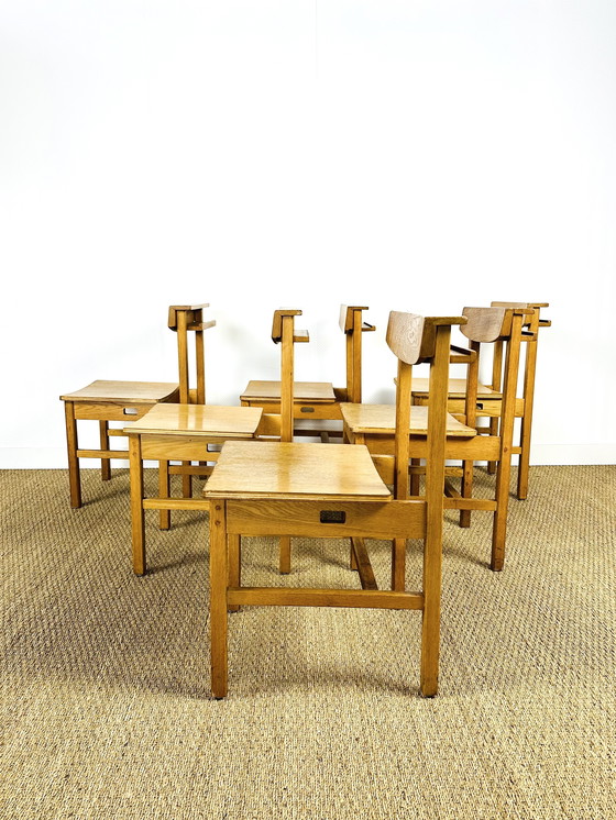 Image 1 of 6 Vintage eiken stoelen 1960