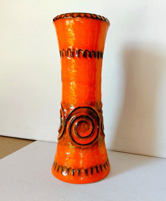 Vintage Jasba Keramik Vase, With Spiral Relief WGP 1970s – Ceramic (photo 5 of 13)