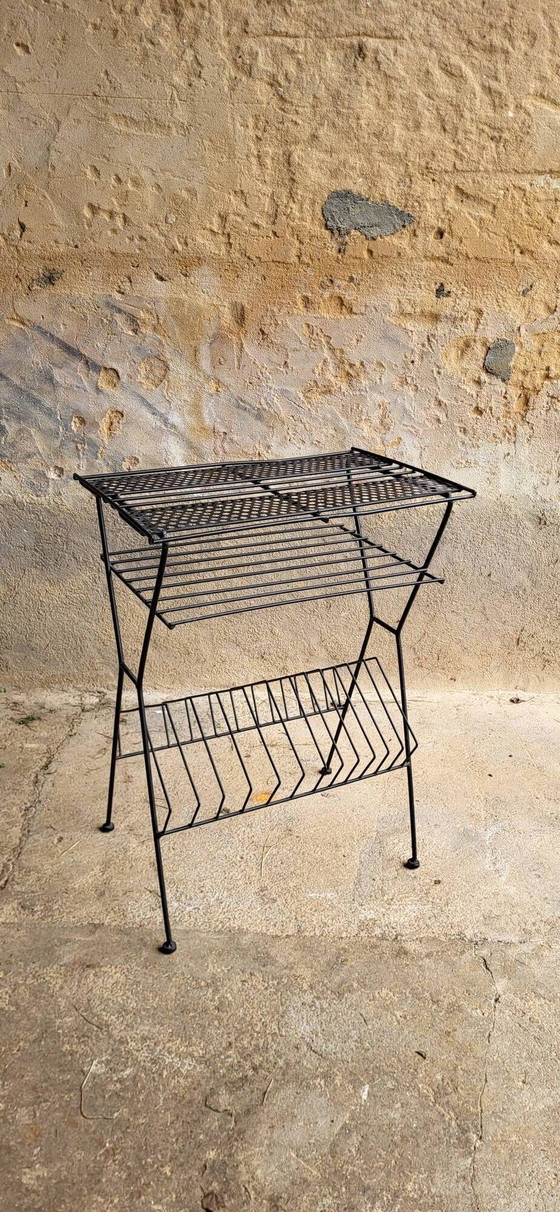 Metal magazine/vinyl rack – Magazine rack (photo 2 of 6)