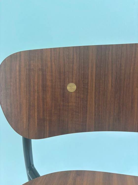 Image 1 of 1 hoge kruk &tradition Pavilion bar chair walnut seat/ back black base en brass fittings AV9RRP